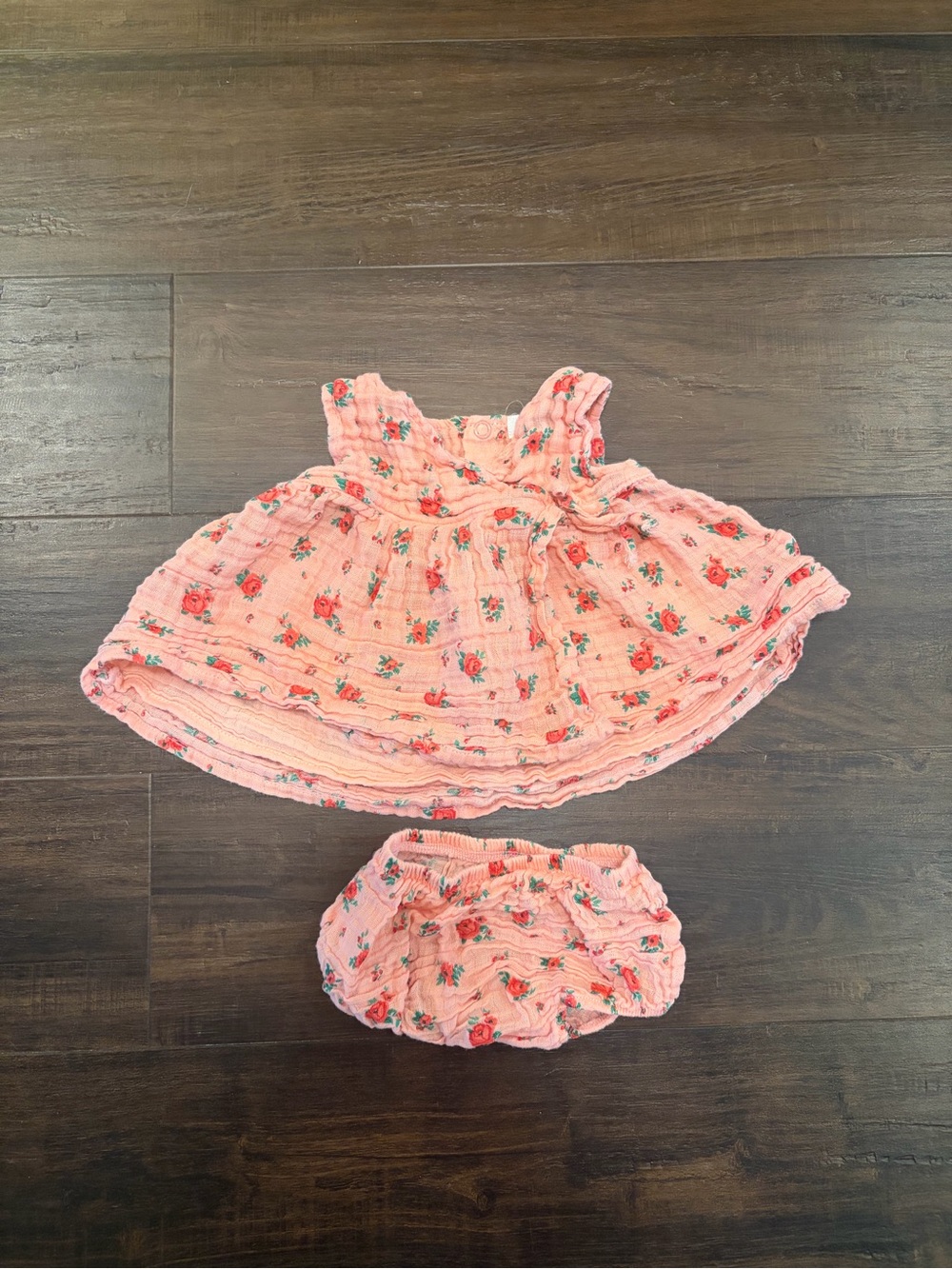 Angel Dear Baby 3-6M Pink Muslin Rose Print Top Bloomers Set Floral